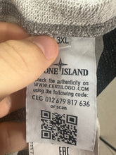 Lade das Bild in den Galerie-Viewer, Stone Island Pullover
