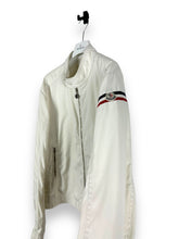 Lade das Bild in den Galerie-Viewer, Moncler Windjacke
