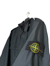 Lade das Bild in den Galerie-Viewer, Stone Island Micro Reps Mantel
