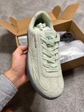 Lade das Bild in den Galerie-Viewer, Stone Island Sneaker
