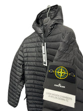 Lade das Bild in den Galerie-Viewer, Stone Island Nylon Down TC
