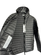 Lade das Bild in den Galerie-Viewer, Stone Island Nylon Down TC
