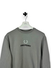 Lade das Bild in den Galerie-Viewer, Fred Perry Sweater
