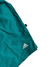 Lade das Bild in den Galerie-Viewer, Adidas Shorts
