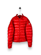 Lade das Bild in den Galerie-Viewer, Moncler Acorus Light Daunenjacke
