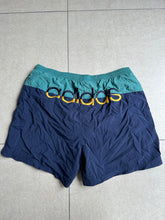 Lade das Bild in den Galerie-Viewer, Adidas Shorts
