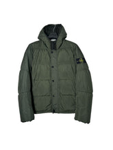 Lade das Bild in den Galerie-Viewer, Stone Island Garment Dyed Daunenjacke
