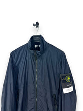 Lade das Bild in den Galerie-Viewer, Stone Island Garment Dyed Crinkle Reps NY
