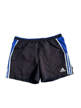 Lade das Bild in den Galerie-Viewer, Adidas Shorts
