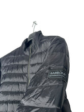 Lade das Bild in den Galerie-Viewer, Barbour Steppjacke
