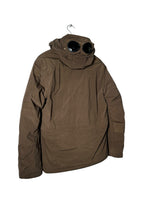 Lade das Bild in den Galerie-Viewer, CP Company Nycra Daunenjacke
