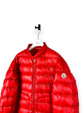 Lade das Bild in den Galerie-Viewer, Moncler Acorus Light Daunenjacke
