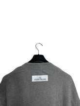 Lade das Bild in den Galerie-Viewer, Stone Island Reflective Pullover
