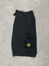 Lade das Bild in den Galerie-Viewer, Stone Island Sweat-Shorts
