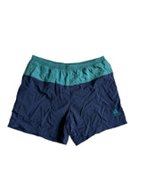 Lade das Bild in den Galerie-Viewer, Adidas Shorts
