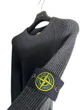 Lade das Bild in den Galerie-Viewer, Stone Island Strickpullover
