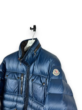 Lade das Bild in den Galerie-Viewer, Moncler Light Daunenjacke
