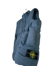 Lade das Bild in den Galerie-Viewer, Stone Island Garment Dyed Daunenweste
