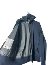 Lade das Bild in den Galerie-Viewer, Stone Island Softshell Jacke
