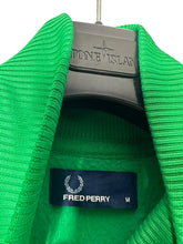 Lade das Bild in den Galerie-Viewer, Fred Perry Trainingsjacke
