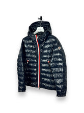 Lade das Bild in den Galerie-Viewer, Moncler Light Daunenjacke
