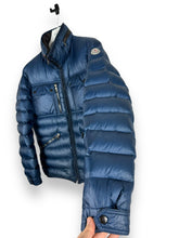 Lade das Bild in den Galerie-Viewer, Moncler Light Daunenjacke
