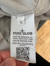 Lade das Bild in den Galerie-Viewer, Stone Island Pullover
